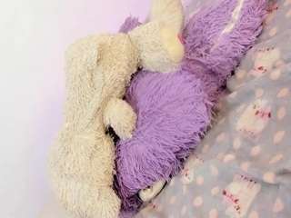 le modèle charlotte-250 est en webcam porno dans un show sur le site camsoda, il possède les tags suivants: anal,natural,young adult,toys,teen-18,tease,strip,squirting,solo,sexcam,ass,pov,masturbation,lovense,living room,dildo,control,brown eyes,blowjob,black hair