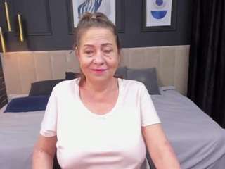 lindapassionate live webcam show