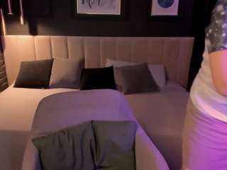 LindaPassionate live webcam show