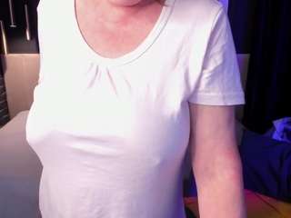 LindaPassionate live webcam show