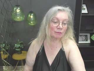 Discover natalimellow from CamSoda