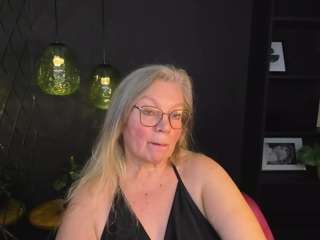 natalimellow Live Webcam on CamSoda