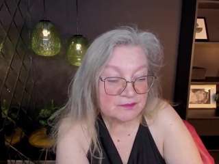 Acest model este live acum. natalimellow