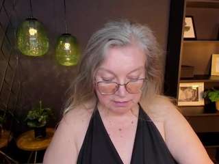 le modèle natalimellow est en webcam porno dans un show sur le site camsoda, il possède les tags suivants: amateur,pussy,ass,no drinking,no smoking,oil,old,orgasm,public,sexy,naked,shaved pussy,solo,spank,strip,striptease,tease,voyeur,wet,natural