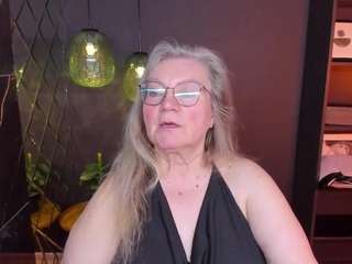 Live cam show with NataliMellow
