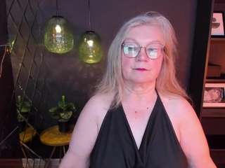 Live cam show with NataliMellow