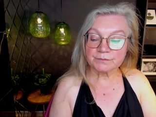Live cam show with NataliMellow