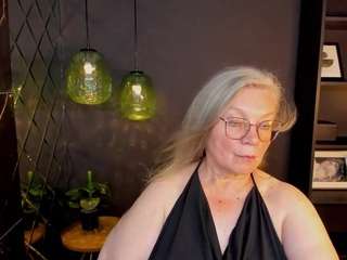 Live cam show with NataliMellow