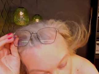 Live cam show with NataliMellow