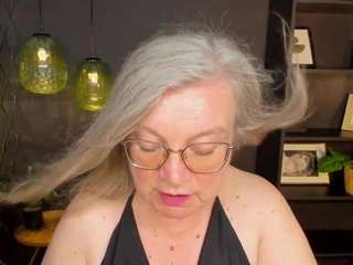 NataliMellow live webcam show