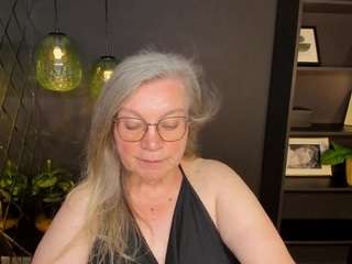 NataliMellow live webcam show