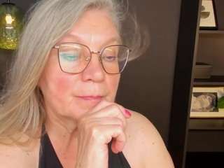 NataliMellow live webcam show