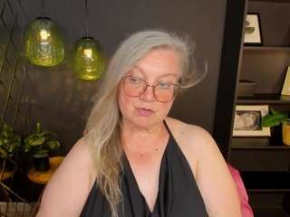 NataliMellow live webcam show