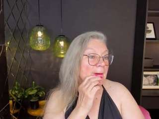 NataliMellow live webcam show