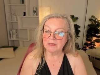 NataliMellow live cam preview
