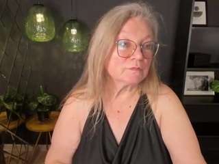 NataliMellow live cam preview