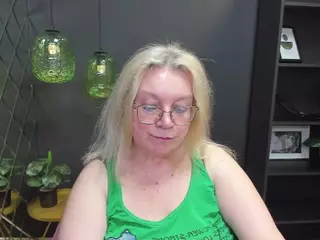 NataliMellow's Live Sex Cam Show