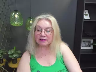 NataliMellow's Live Sex Cam Show