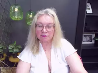 NataliMellow's Live Sex Cam Show