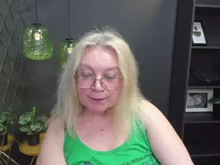 NataliMellow's Live Sex Cam Show