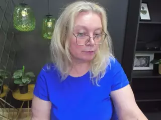 NataliMellow's Live Sex Cam Show