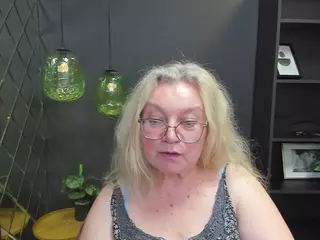 NataliMellow's Live Sex Cam Show