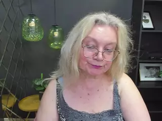 NataliMellow's Live Sex Cam Show