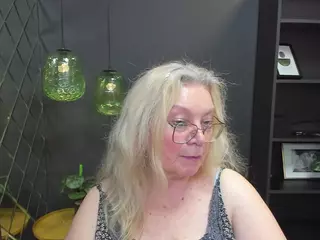 NataliMellow's Live Sex Cam Show