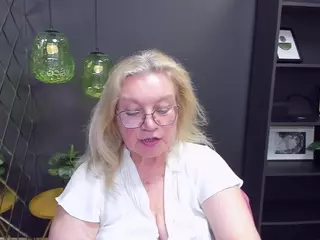 NataliMellow's Live Sex Cam Show