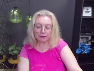 NataliMellow's Live Sex Cam Show