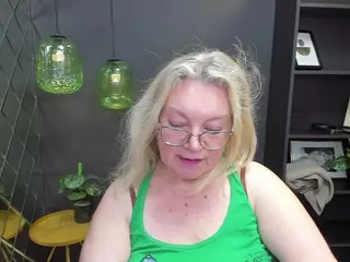 NataliMellow's Live Sex Cam Show