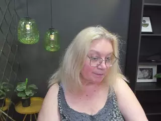 NataliMellow's Live Sex Cam Show