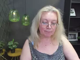 NataliMellow's Live Sex Cam Show