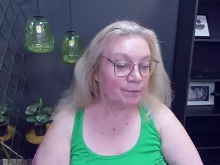 NataliMellow's Live Sex Cam Show