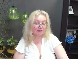 NataliMellow's Live Sex Cam Show