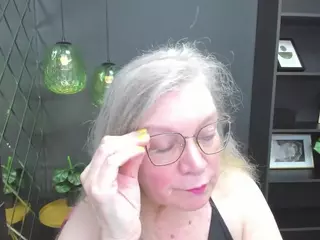 NataliMellow's Live Sex Cam Show