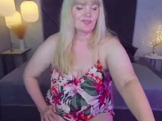NicoleKind's Live Sex Cam Show