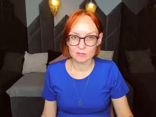 NikaGentle's Live Sex Cam Show