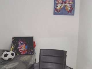 reichell-schmit Live Webcam on CamSoda