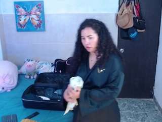 reichell-schmit Live Webcam on CamSoda