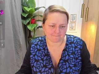 scarlettsoft's CamSoda show and profile