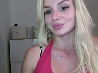 corneliabarbie live webcam show