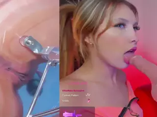 Littlejulieta's Live Sex Cam Show