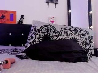 Live cam show with natashayu