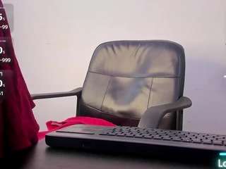 natashayu live cam preview