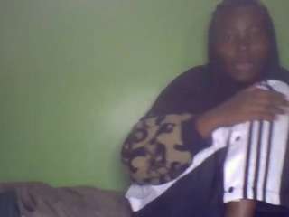 black-beauty37 Live Webcam on CamSoda