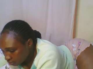 cutyleila's CamSoda show and profile