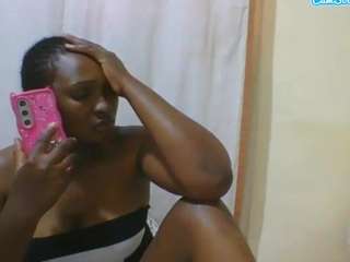 cutyleila live webcam show
