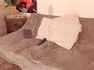 ivannabreast1 webcam