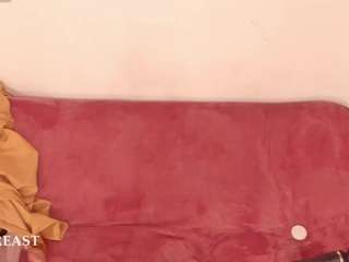 ivannabreast1's CamSoda show and profile